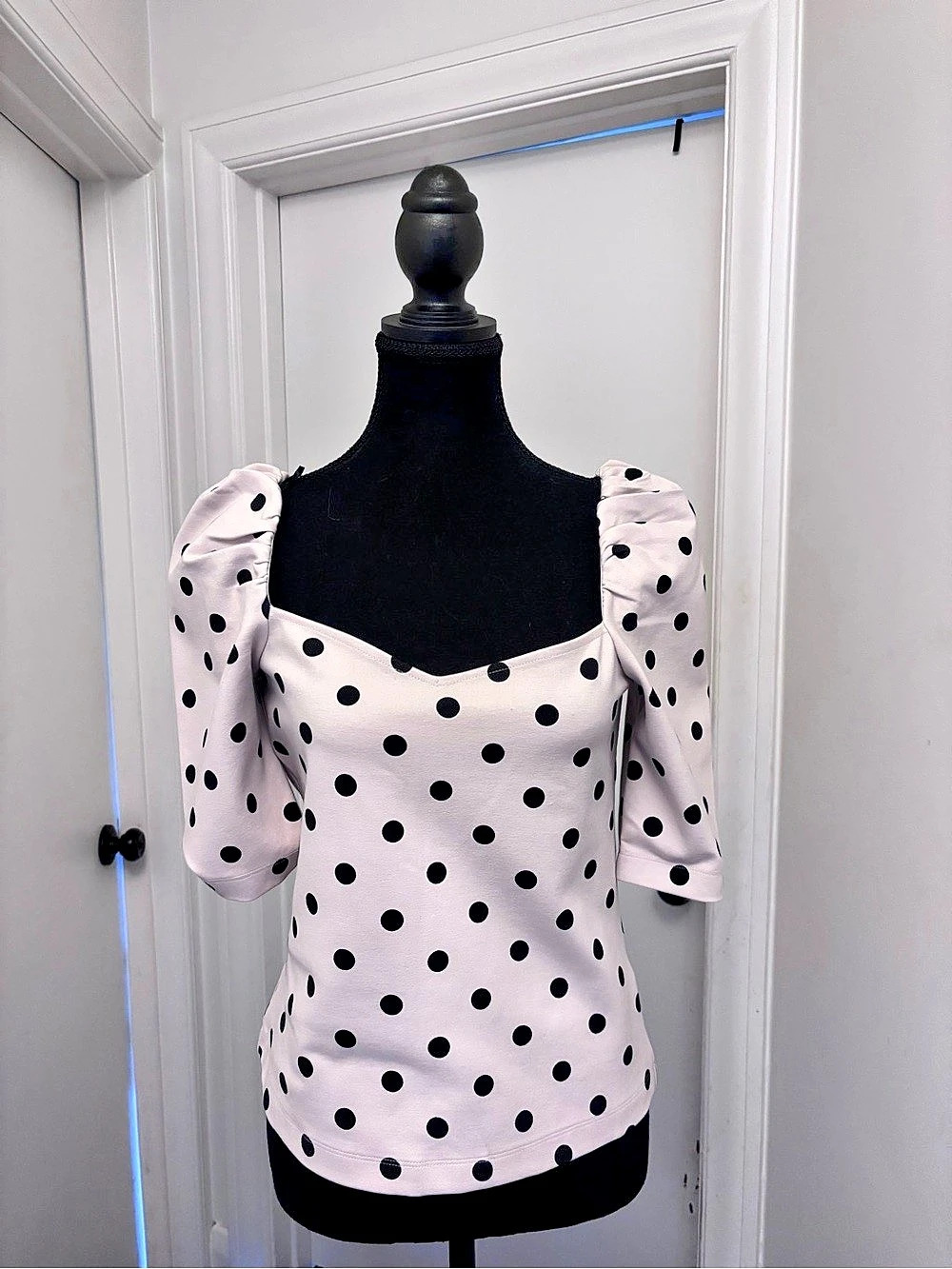 Polka Dot Puff Sleeve Blouse in Pink & Black Size Small Like
